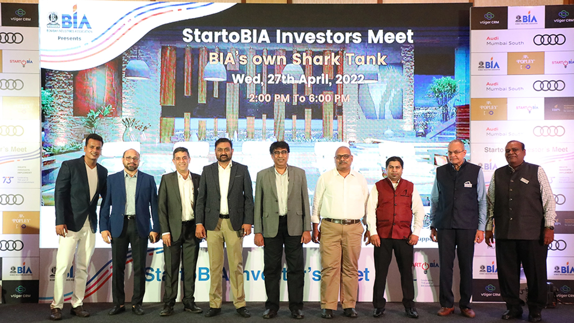 Mr. Nevil Sanghvi with the investor club members at the startobia organised by bombay industries association BIA